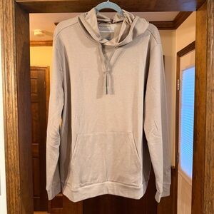 NWT Avalanche Drawstring Hoodie